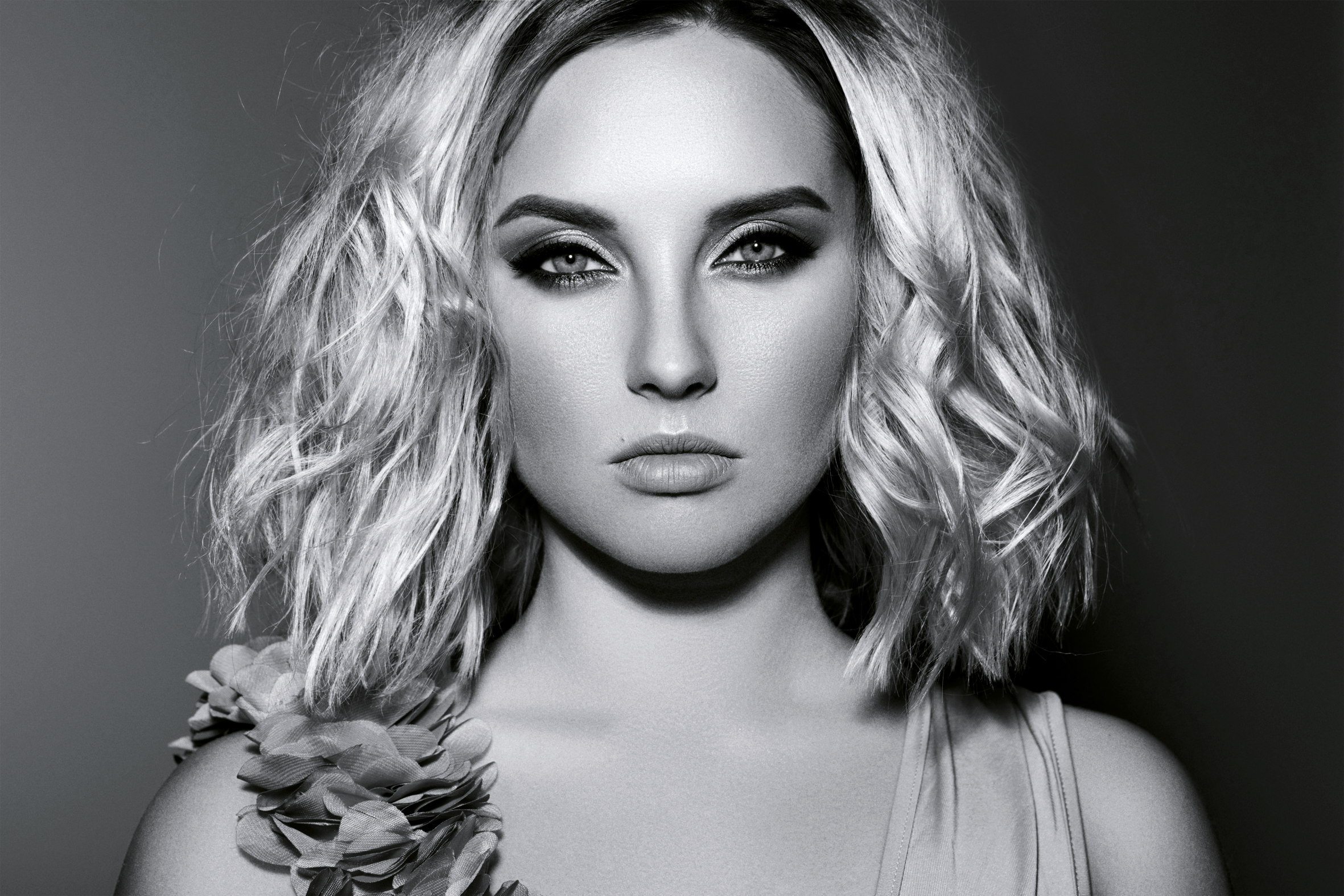 CONICAL CURLING TONG