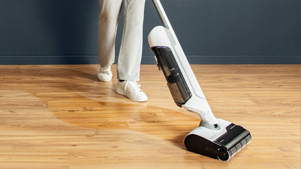 Large-X-Clean 10_GZ70_manoeuvrability.jpg